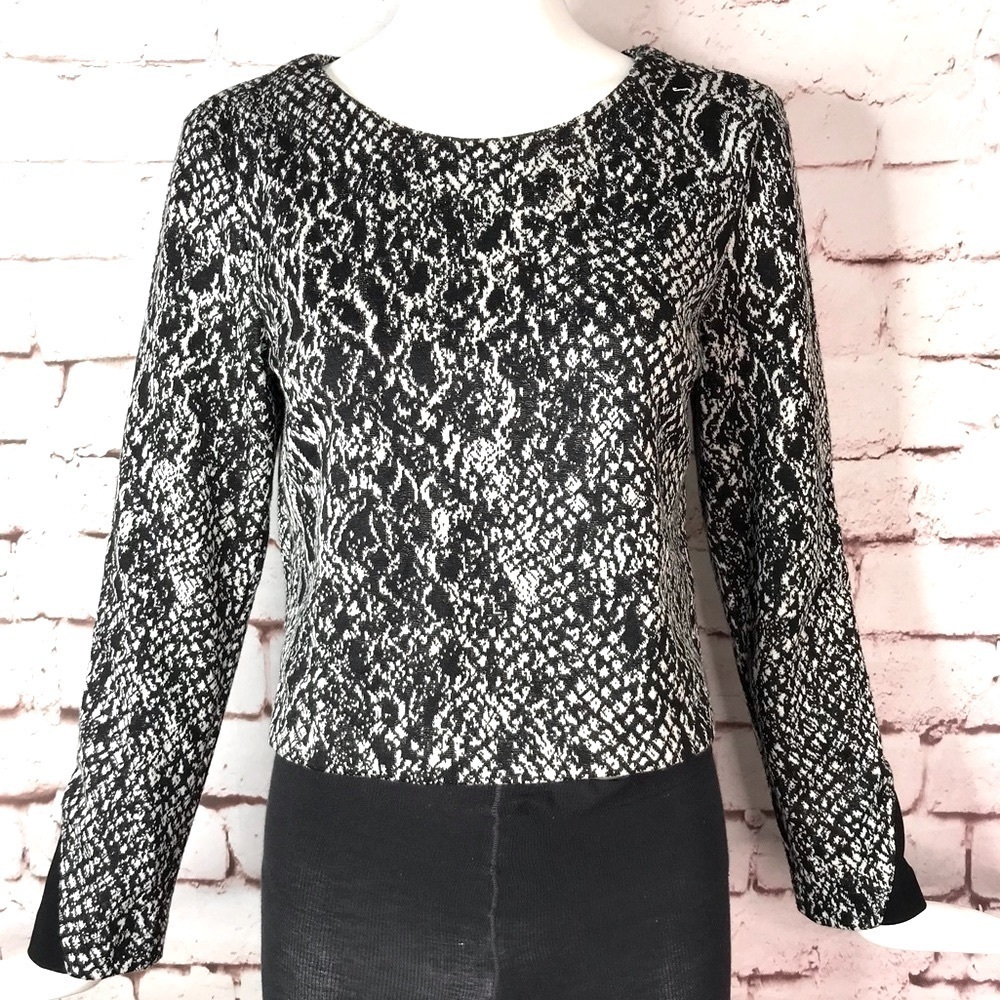 ELLA MOSS S Black and White long sleeve knit top Size Small - Picture 14 of 14